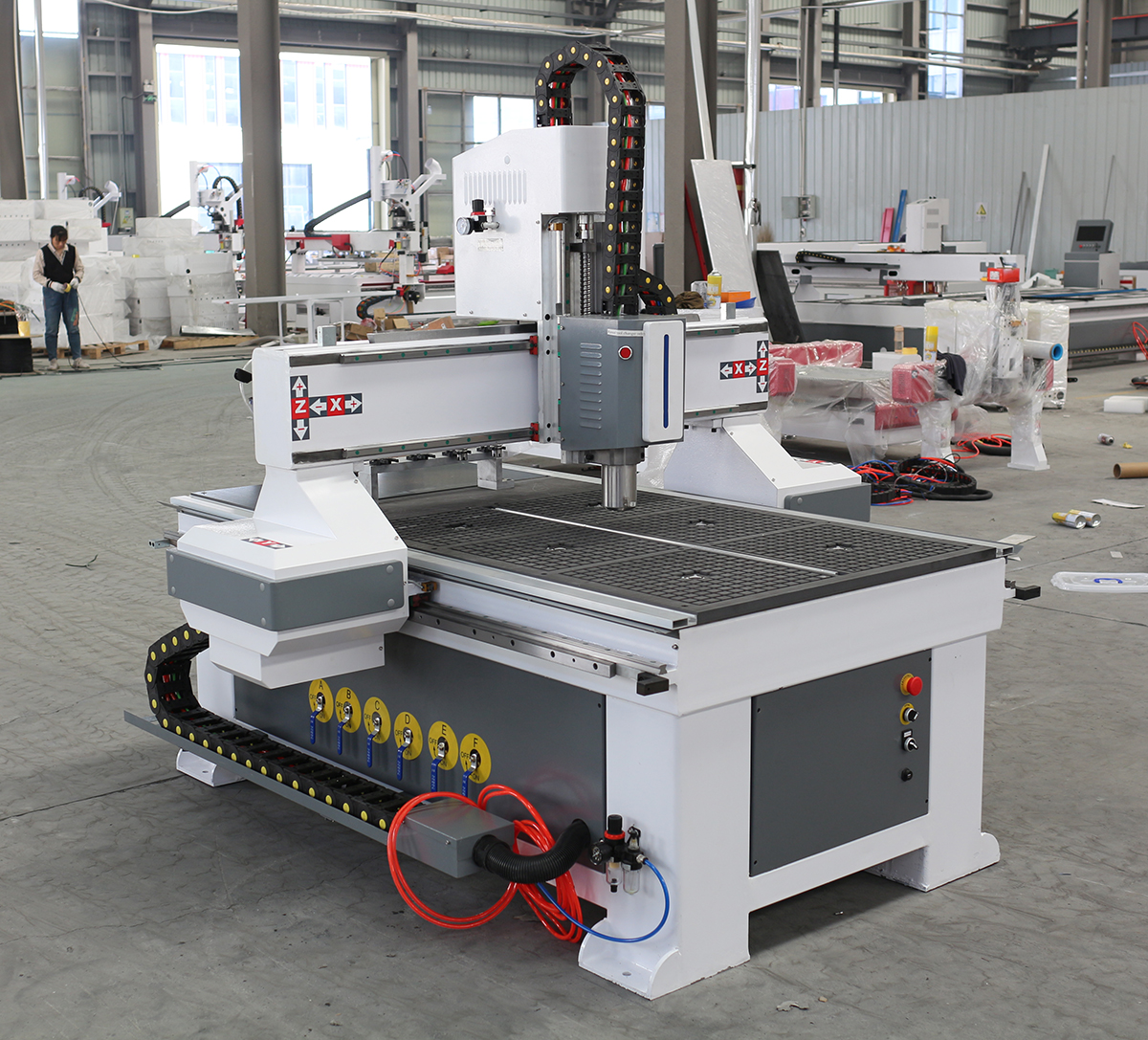 9012 cnc router with tool changer 